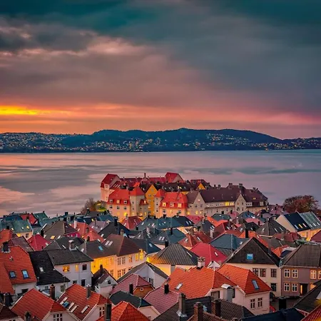 Casa vacanze Dinbnb Homes L Charming 2-bedroom By The Sea Cozy Bergen