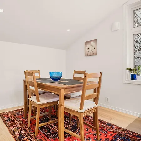 Dinbnb Homes L Charming 2-bedroom By The Sea Cozy Holiday home Bergen