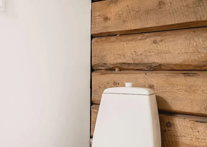 Dinbnb Homes L Charming 2-bedroom By The Sea Cozy *