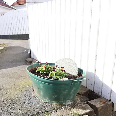 Dinbnb Homes L Charming 2-bedroom By The Sea Cozy Feriehus *